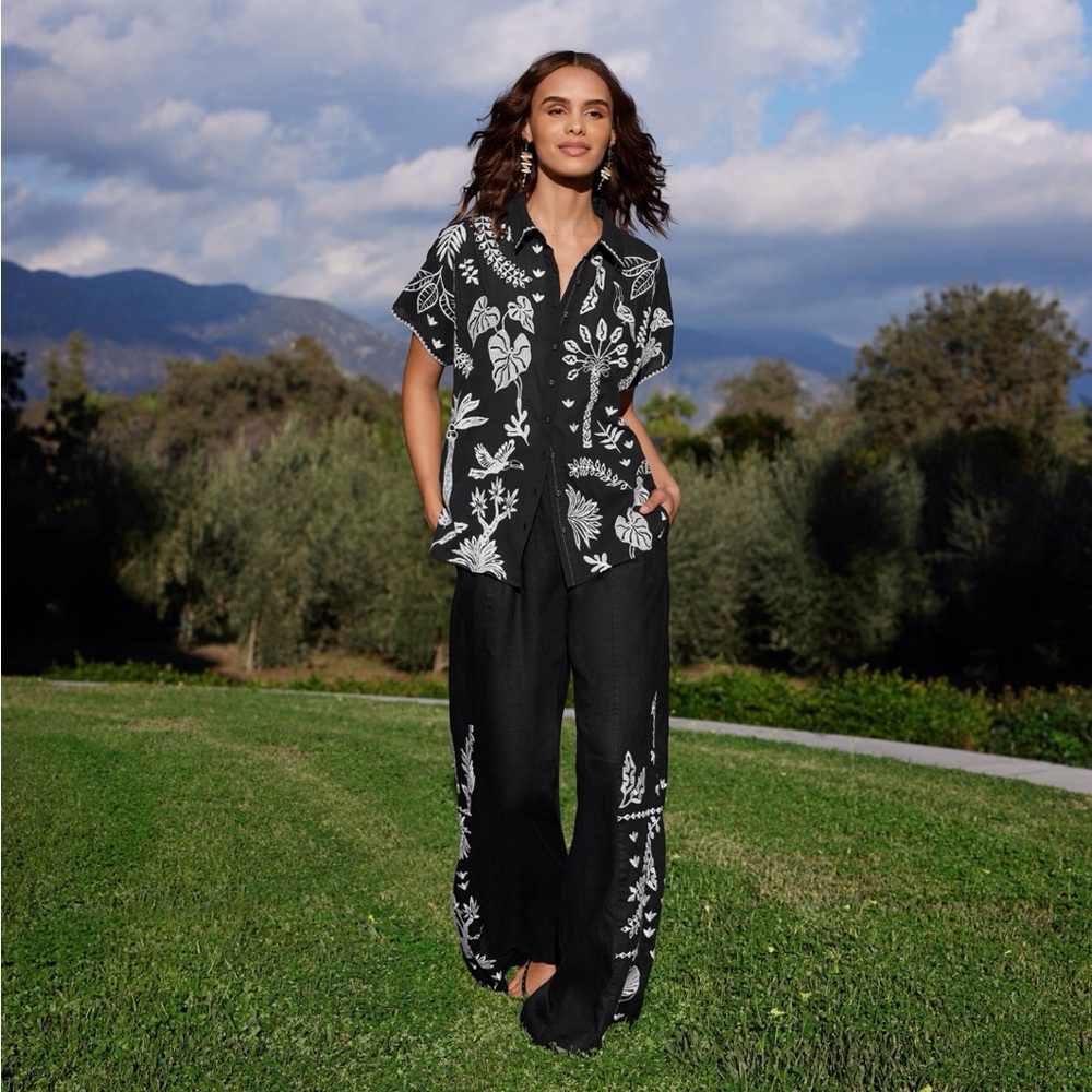 ✨NWOT✨ Johnny Was Luciana Dolman Shirt